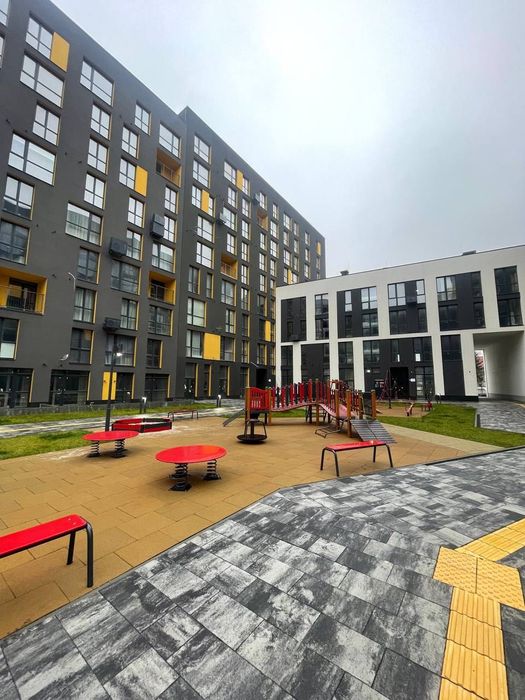 Продаж 1 кімнатної квартири в ЖК Підзамче Вежа по вул Б. Хмельницького