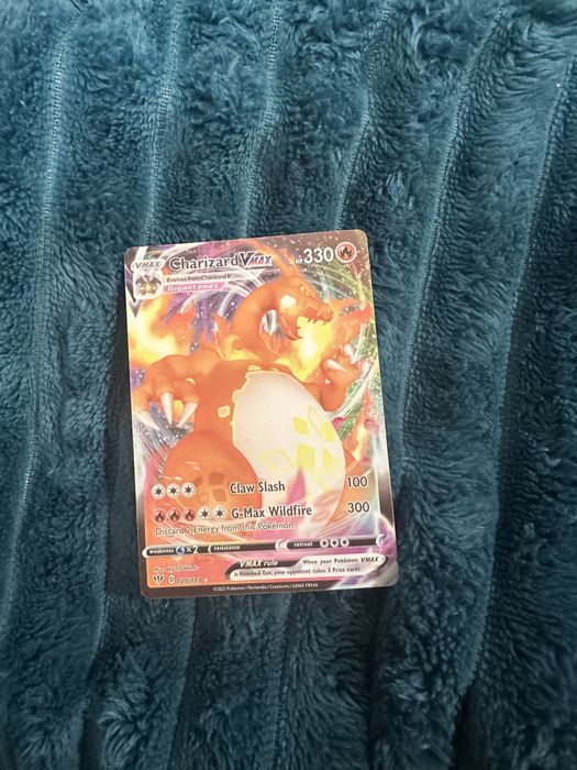 Karta pokemon charizard Vmax