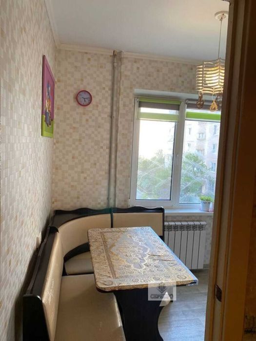 Продаж 1-кімнатної квартири, Комунарський район, вул. Автозаводська (Є-відновлення)