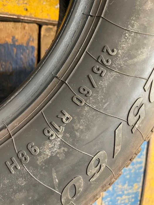 225/60 R16 Pirelli Sottozero Winter 210 Seria2 4шт зимня