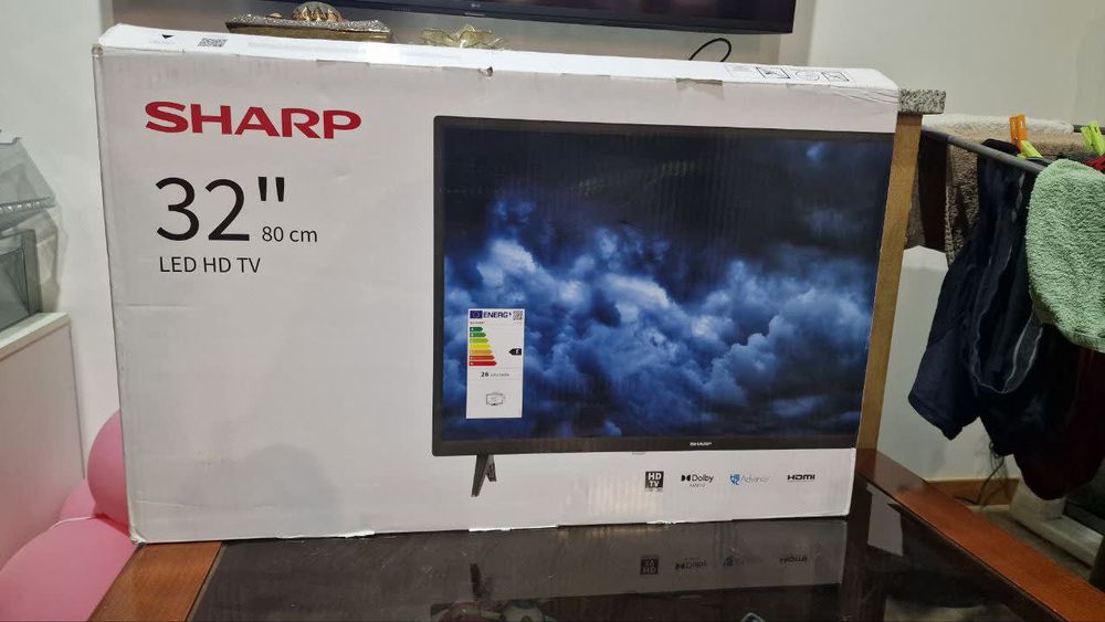 TV Sharp modelo 32FA2E