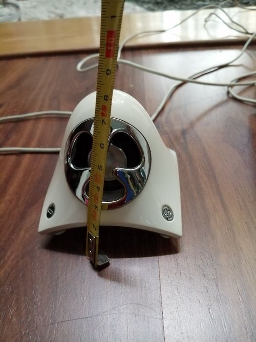 Colunas JBL em cor branco