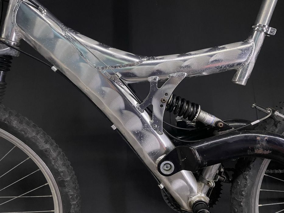 Bicicleta suspensão total - Shimano Alivio