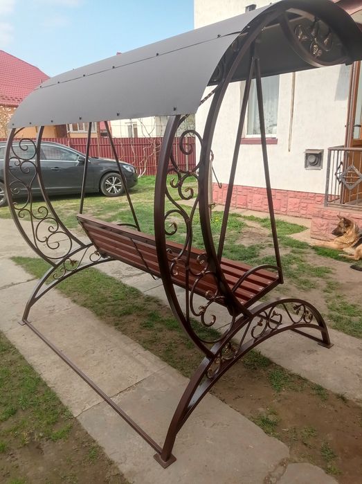 Продається садова гойдалка.