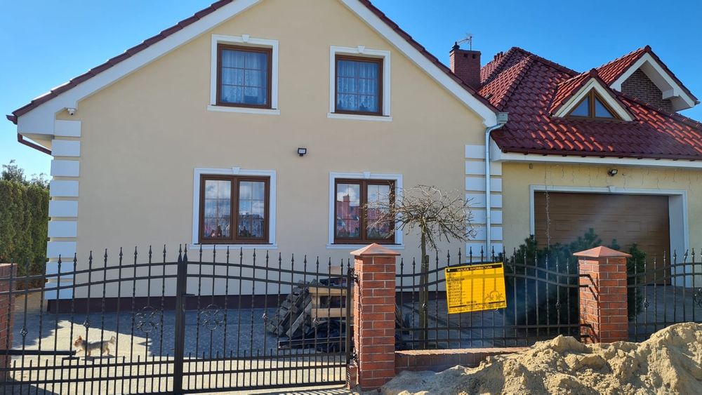 Do wynajęcia  dwa pokoje trzy i dwu osobowe
