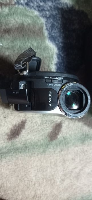 Видеокамера Sony продам или обменяю