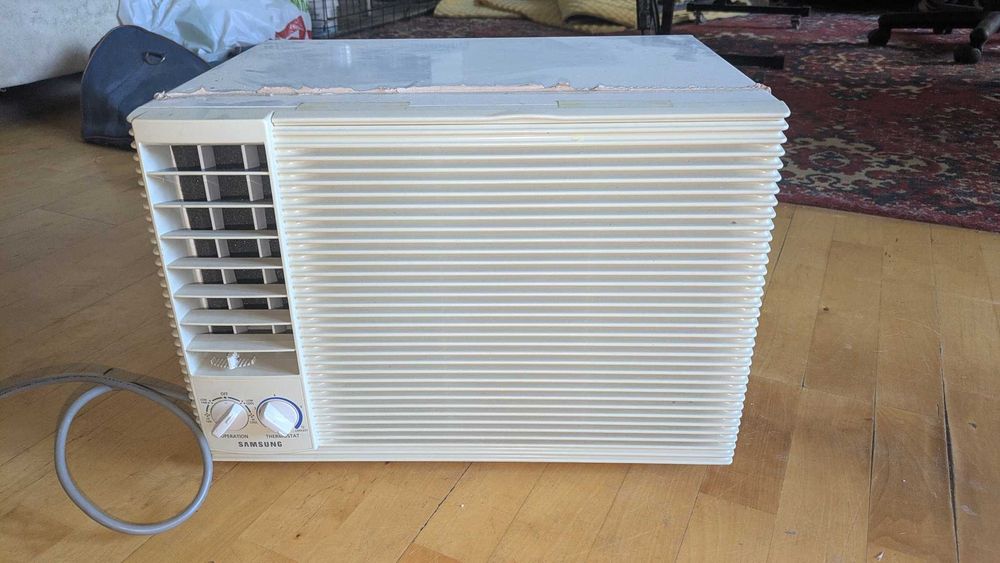 Оконный кондиционер Samsung AW05E0LE, 5000 BTU, рабочий