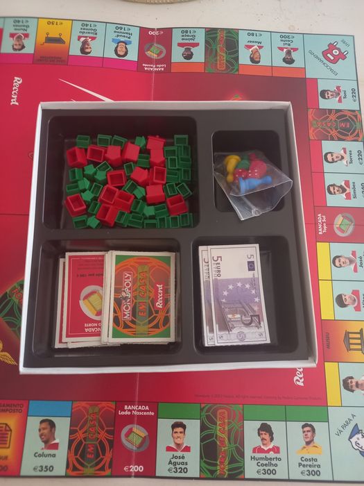 Jogo Monopoly: Centenarium SL Benfica (1904-2004) -
