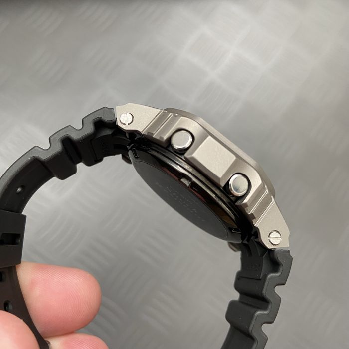 Titanium Casio G-SHOCK GMW-B5000 Limited Edition