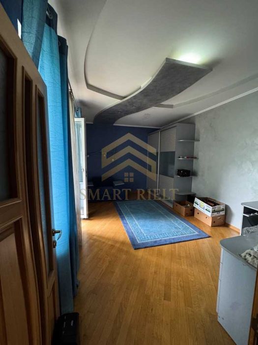 Продаж розкішного будинку для великої родини на Половках! Код: 16788
