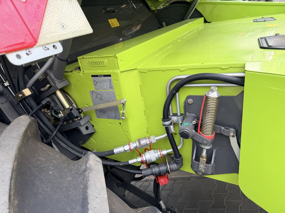 Комбайн Claas lexion 650