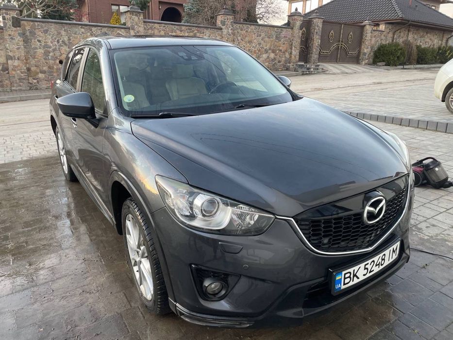Mazda  cx-5.
