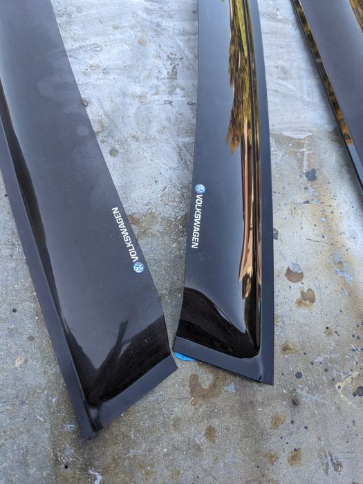 продам вітровики до Wolksvagen Golf 7