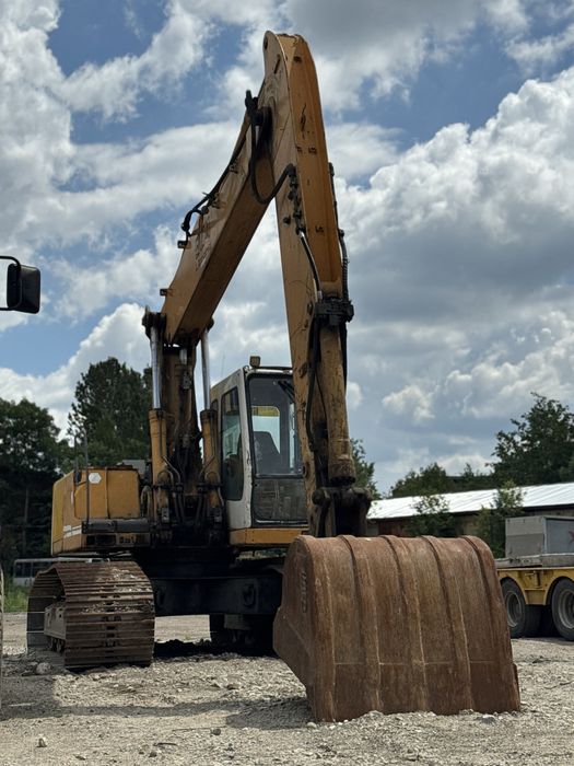 Екскаватор Liebherr 904 | Болотяні гусиниці | Стріль-12м |