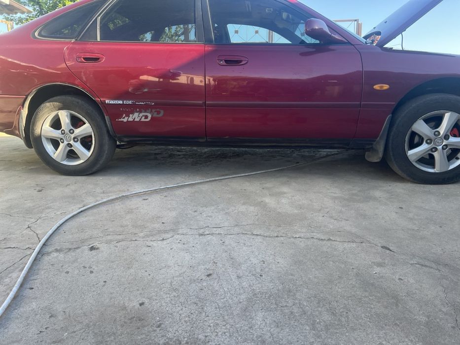 Продам мазду 626 2.0 4WD