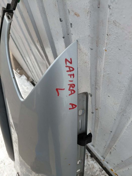 Błotnik Opel Zafira A Z147 lewy przód