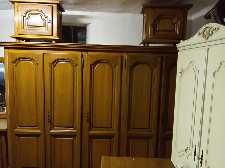 Sypialnia drewniana z Belgii w super stanie komplet