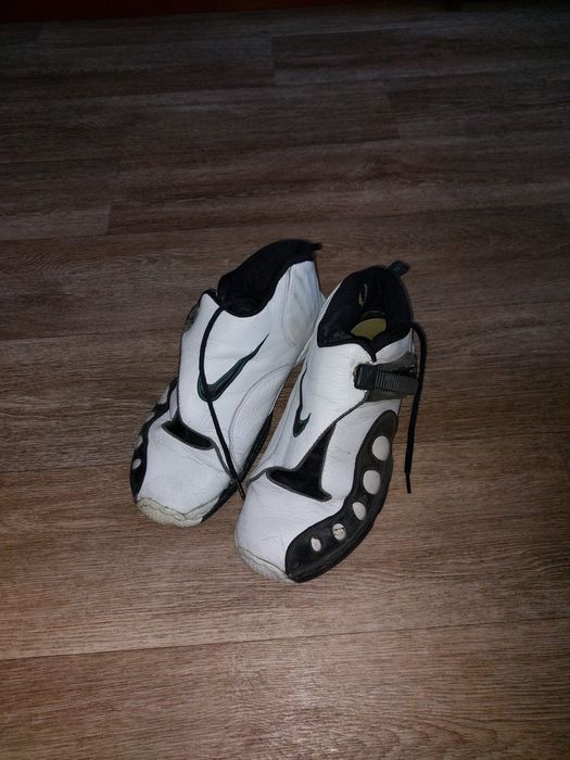 Баскетбольные кроссовки Nike 44