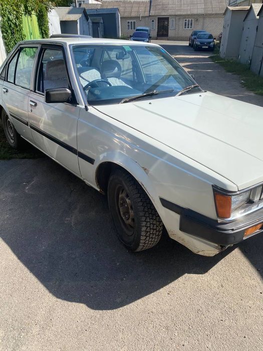 Toyota Carina aa60