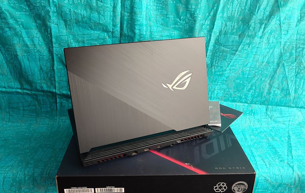 Asus Rog Gtx1650ti/16/512ssd/i5-10300h(G531) strix