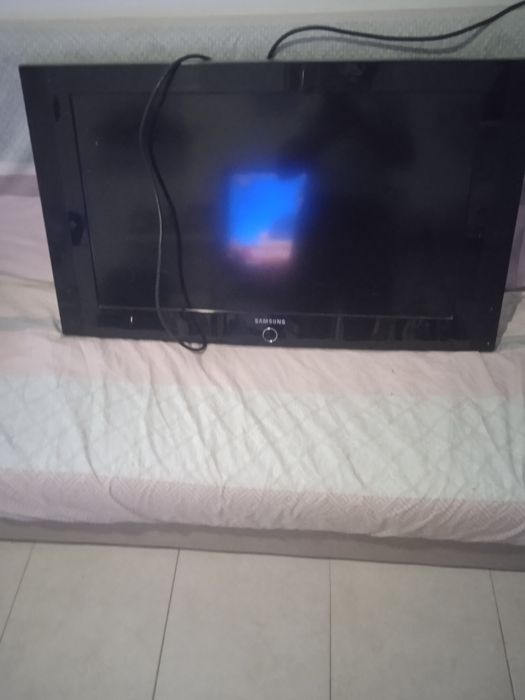 2 televisão para venda