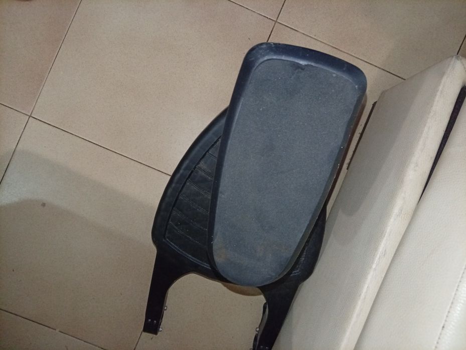 Andar atrás do carrinho de bebe