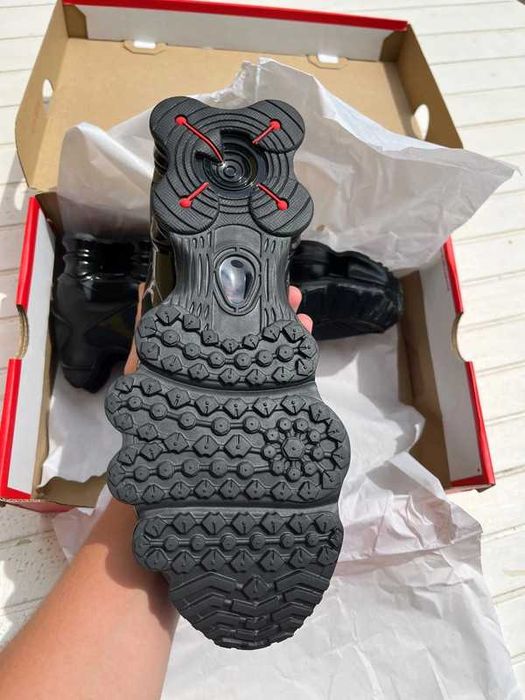 Buty sportowe Nike_Shox_TL_Black_Metallic_Hematite R.38