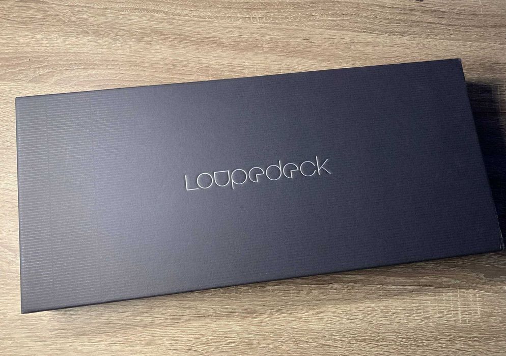 Продам консоль для редагування фото Loupedeck + Plus