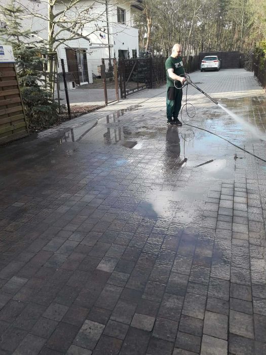 Mycie kostki brukowej tarasów