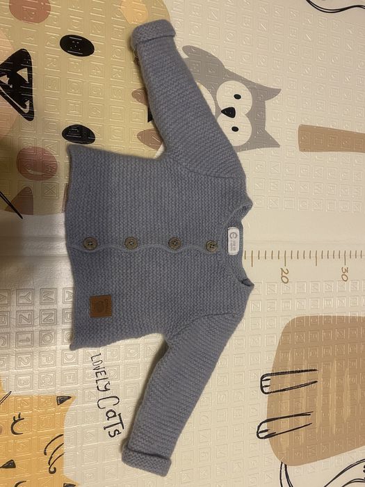 Шерстяний вязаний светрик для малечі