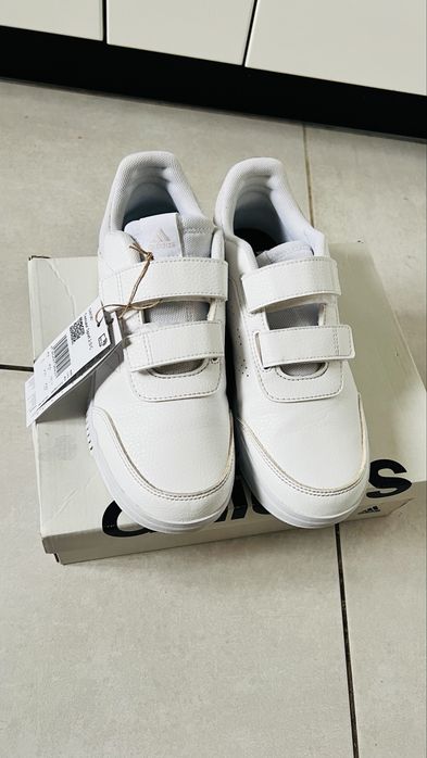 Adidas 37 розмір дитячі кросівки