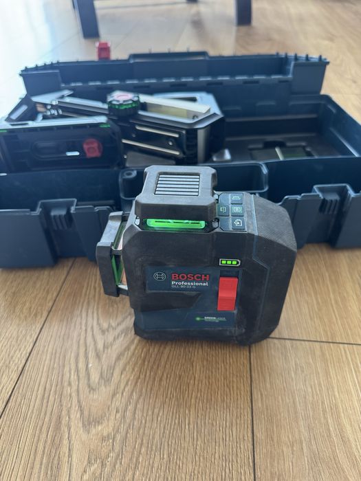 Laser krzyzowy bosch professional GLL 80-33 G (PRAKTYCZNIE NOWY)