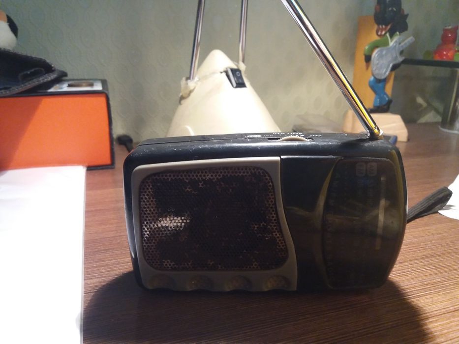 Продам радіоприймач