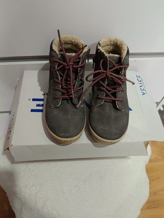 Botki dla chłopca róż 29