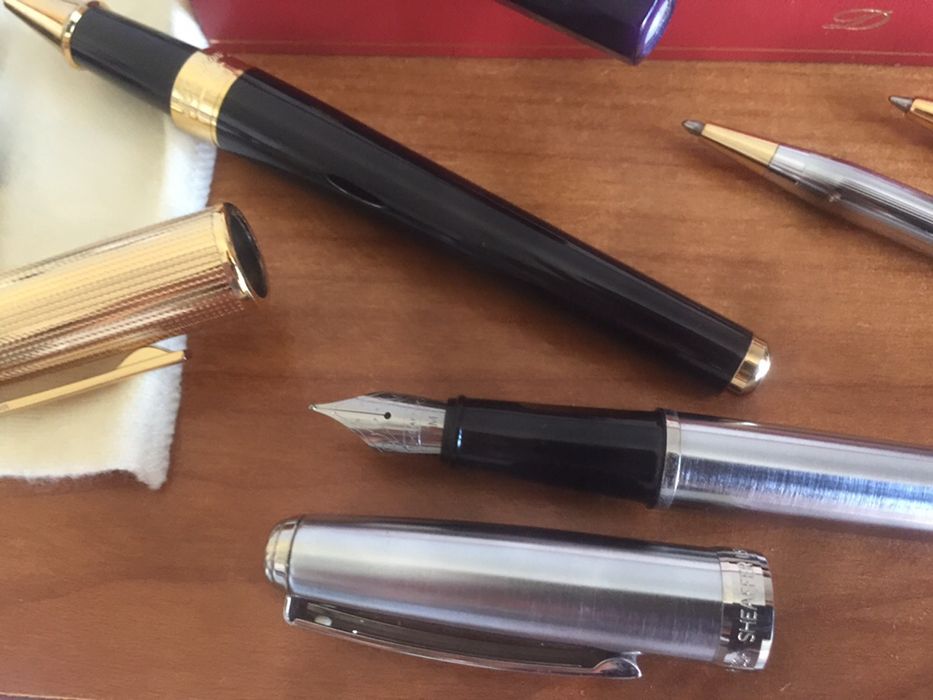 Перьевые и шариковые ручки Mont Blanc,S.T.Dupon,ручка SHEAFFER