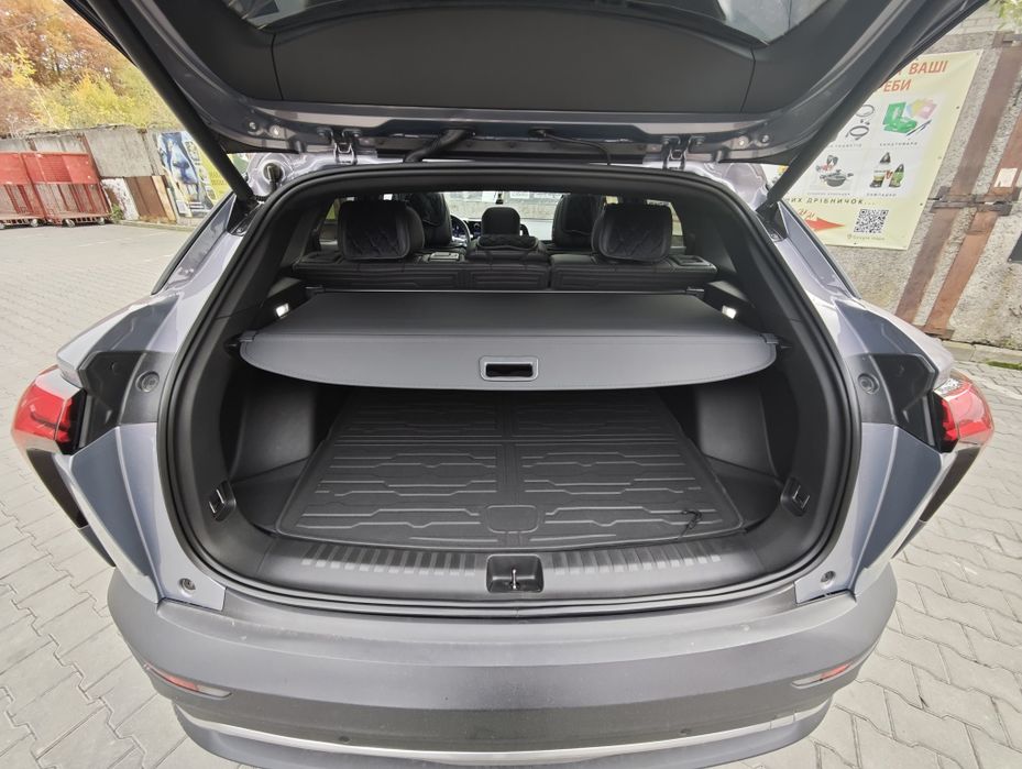 Шторка багажника Chevrolet Blazer EV 24-26 років