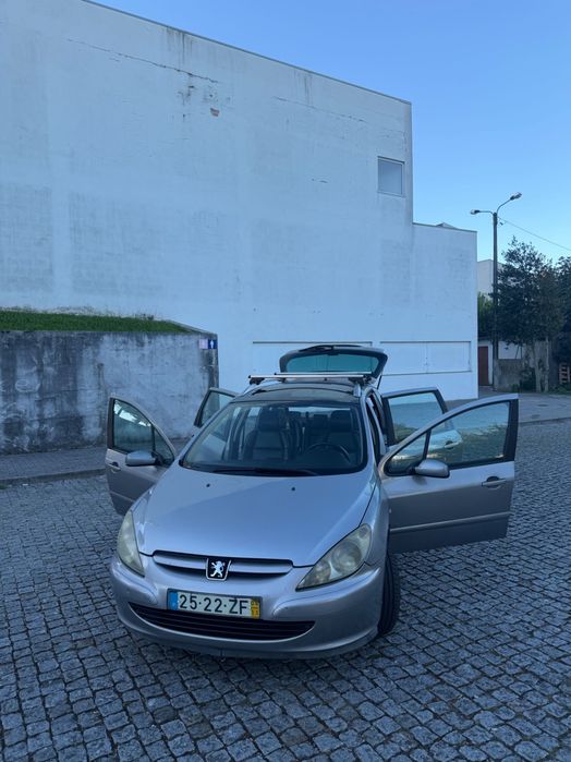Peugeot 307 SW 1.6 HDi (2004)