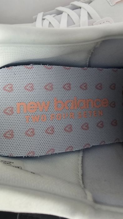 Buty nowe damskie sportowe New Balance rozmiar 37.5