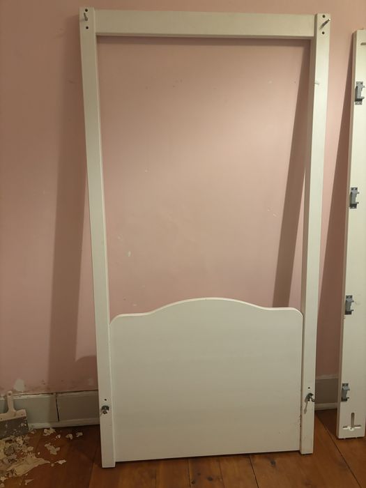 Cama dossel. De solteiro