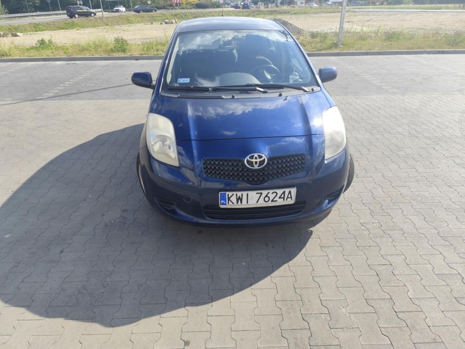 Toyota Yaris 1.0 2007rok