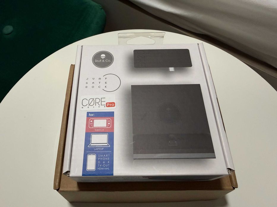 Skull & Co. Jumpgate Pro stacja dokująca do Nintendo Switch