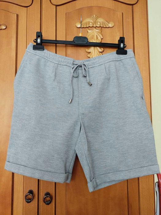 Оригінальні чоловічі  сірі шорти ZARA XL