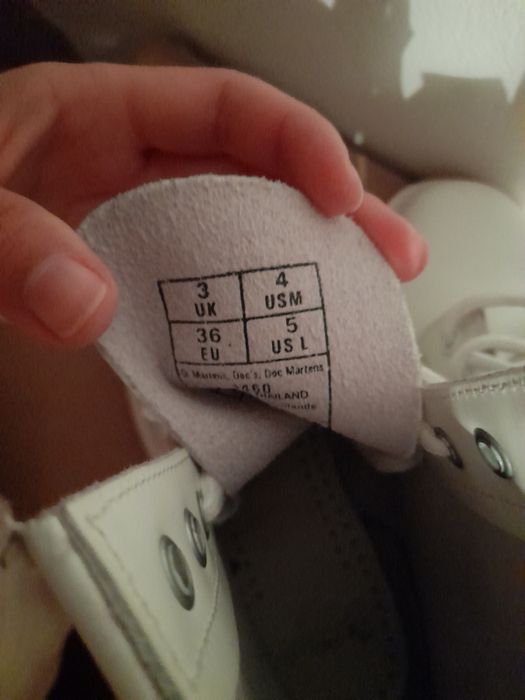 Botas Doctor Dr Martens 1460 Mono branco brancas pele Lace Up Boots 36