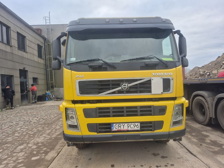 Volvo FM  8x4 wywrotka 420KM