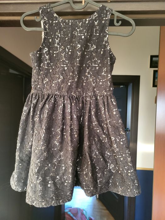 Czarna złota sukienka 6-7 lat elegancka rozmiar 122/128 Mark&Spacer