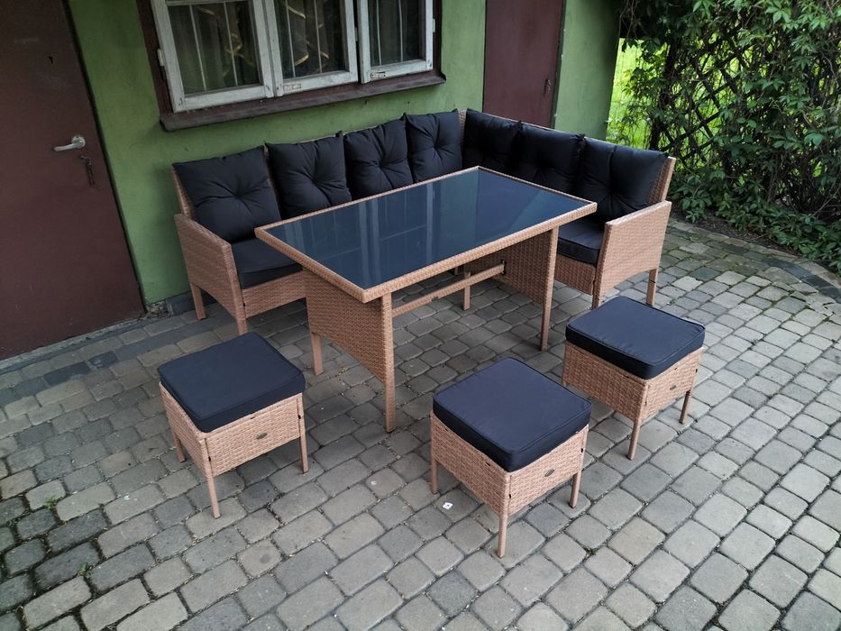 Zestaw mebli ogrodowych tarasowych narożny+stół i trzy pufki