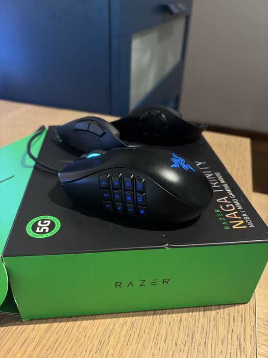 Rato Razer Naga Trinity