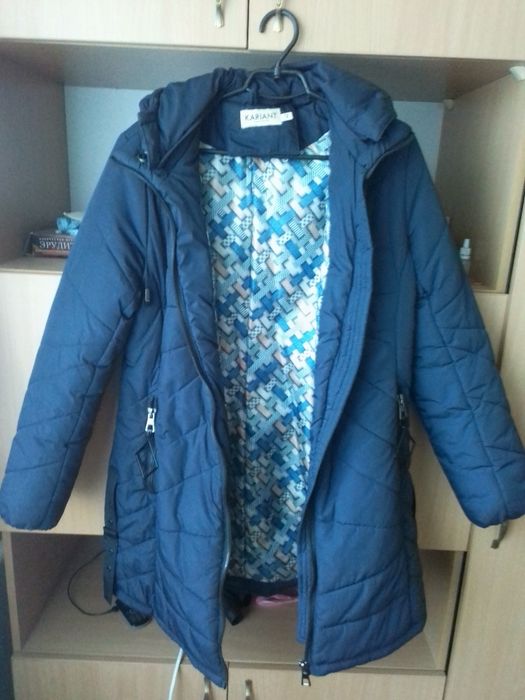 Продажа зимнего женского пальто