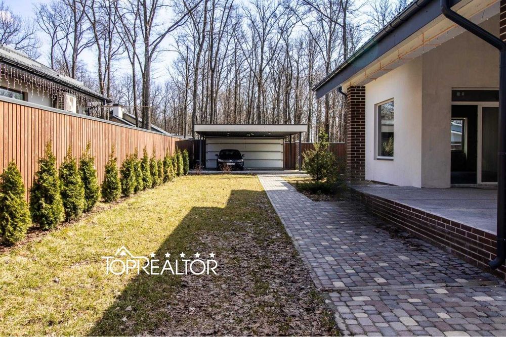 У продажі 2-поверховий будинок в селищі Лісне! лесопарк