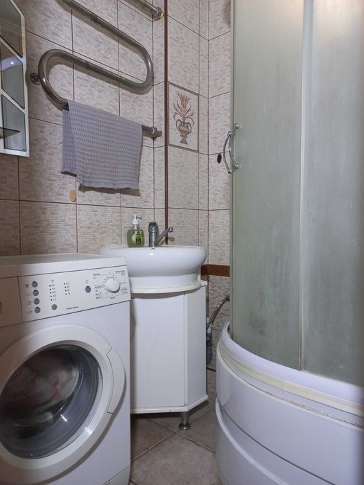 Аренда 3 раз, Братиславская 34,рынок Юность, Деснянский район